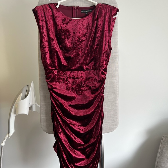 Guess Sleeveless Charlie Mini Dress - Picture 1 of 3